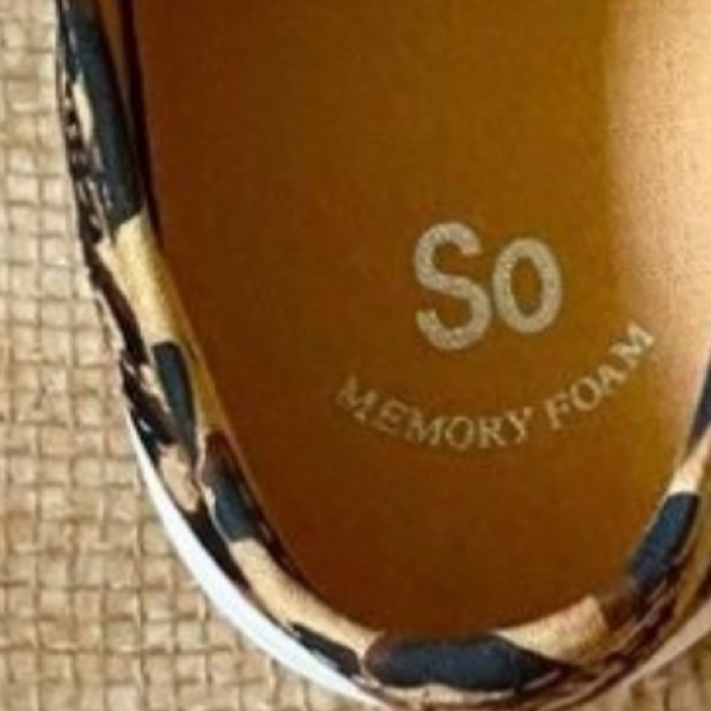 Super Comfort Memory Foam Sole Leopard Print Platform Sneakers - Picture 7 of 7